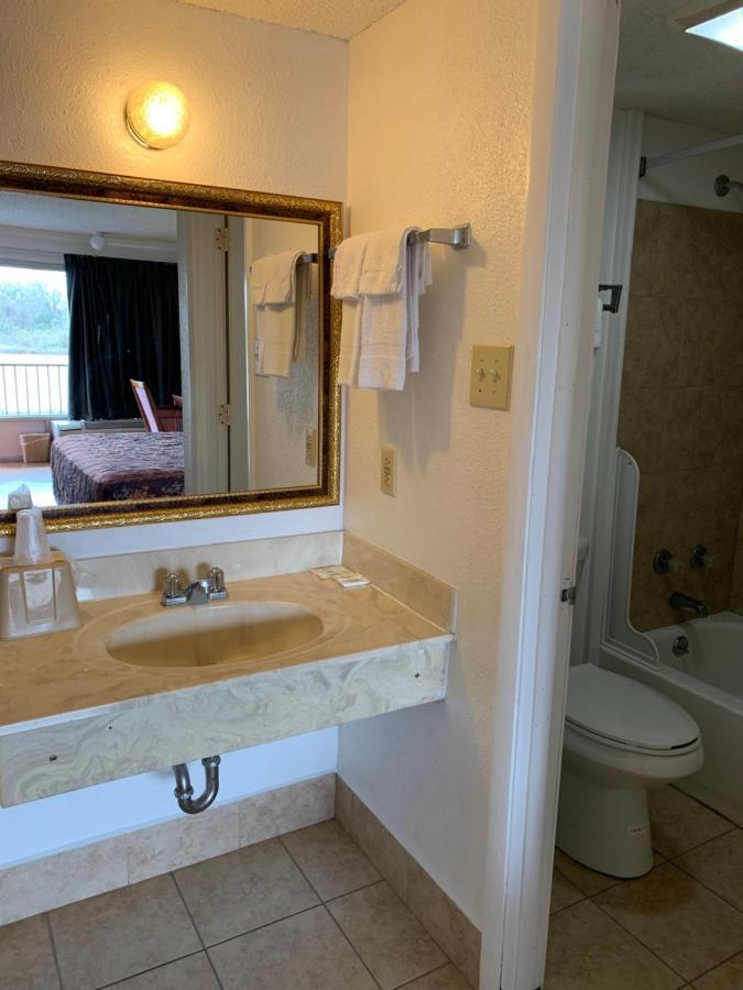 Baton Rouge West Inn Port Allen Buitenkant foto